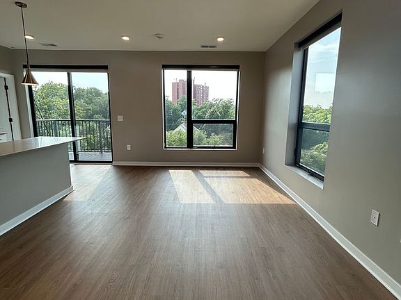 2nd image of 1440 S 13th St #517