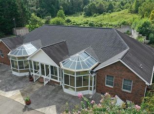 4160 Martin Fish Pond St, Hickory, NC 28602