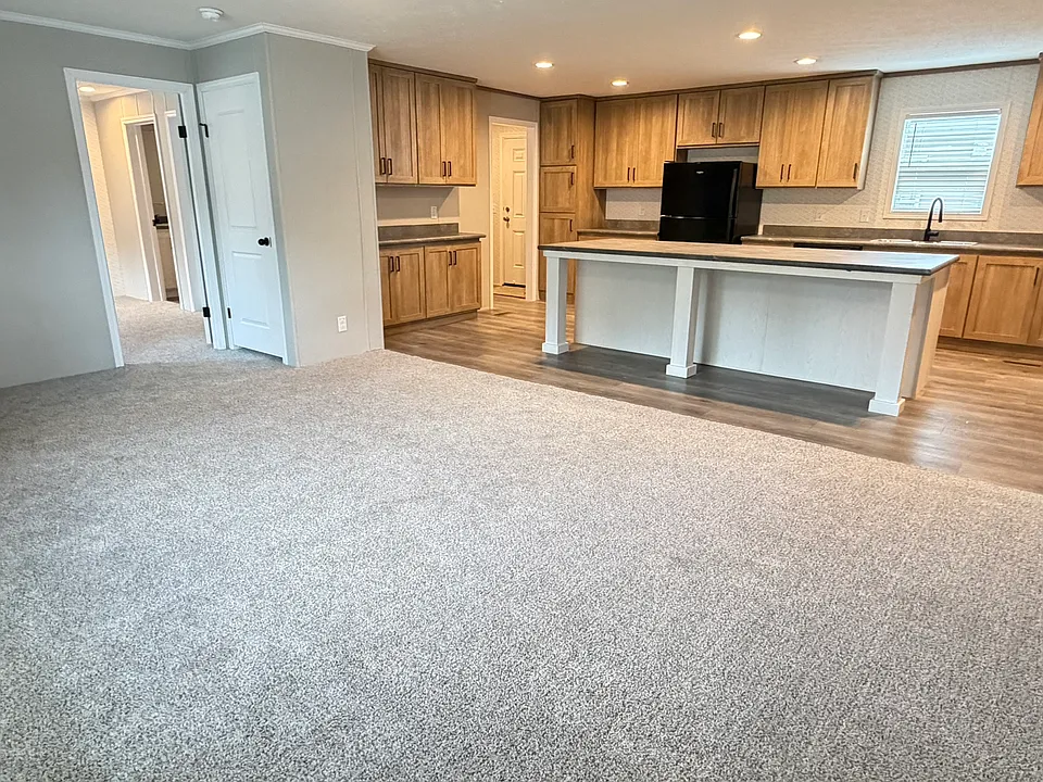 1350 Progress Way #83B