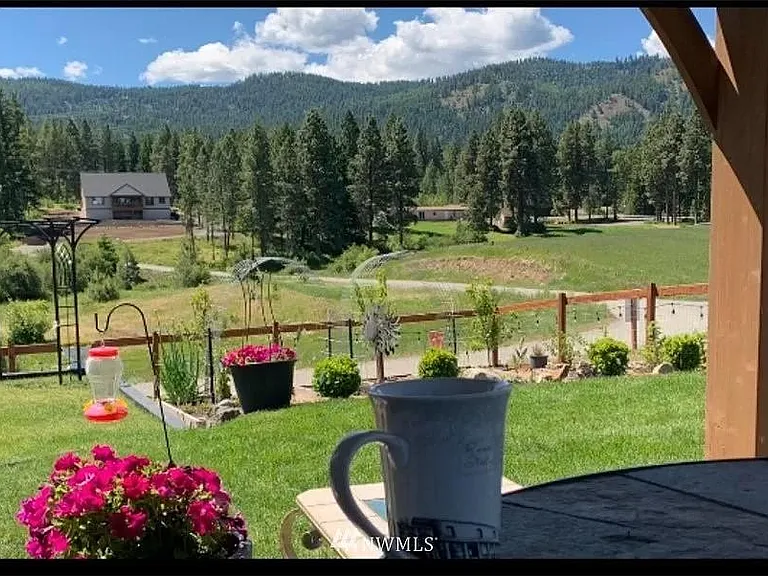 351 Dakota Heights Dr — Photo 25