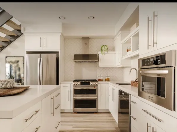 13045 Pacific Promenade, Playa Vista, CA