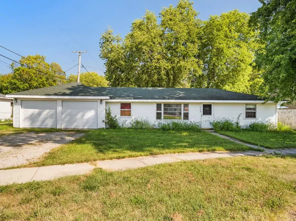 902 Front St, Mazon, IL 60444