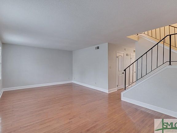 2nd image of 61 King James Ct