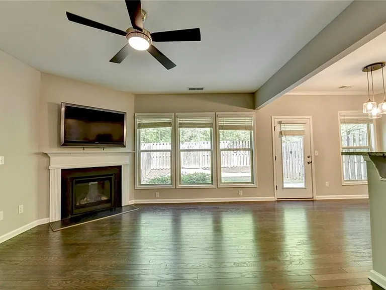 7245 Heritage Oak Ct — Photo 11