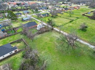 610 W Myers St, Terrell, TX 75160