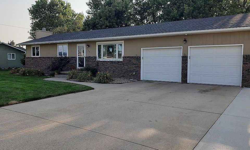 1st image of 1720 Lariat Ln