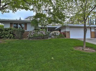 6306 Hilltop Dr, Carmichael, CA 95608