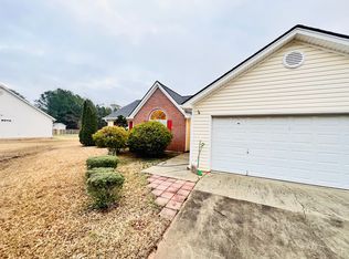 514 Vineyard Rd, Griffin, GA 30223