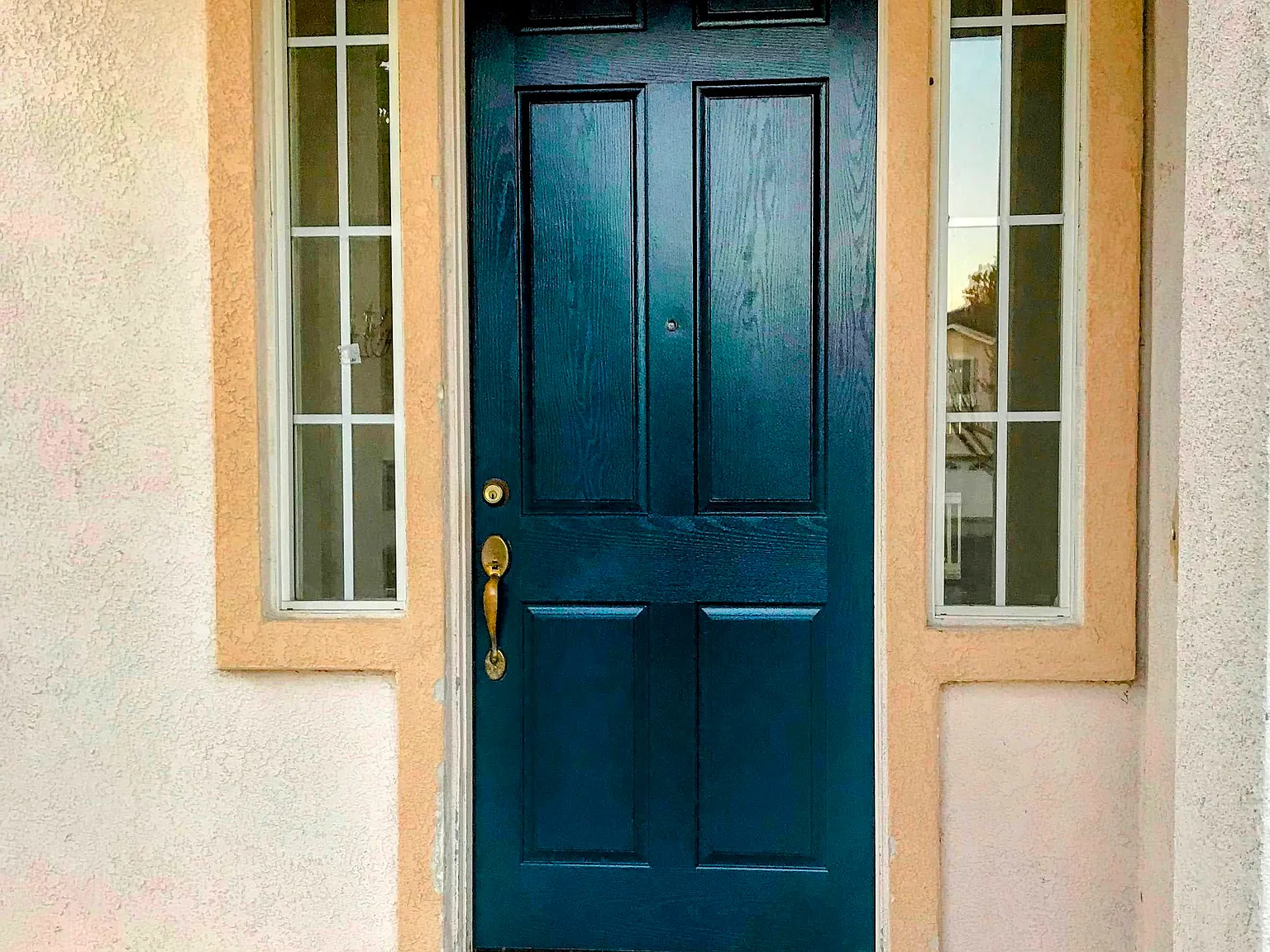 4 bed, 2.5 bath, 2297 sqft, $4,850 — Photo 3