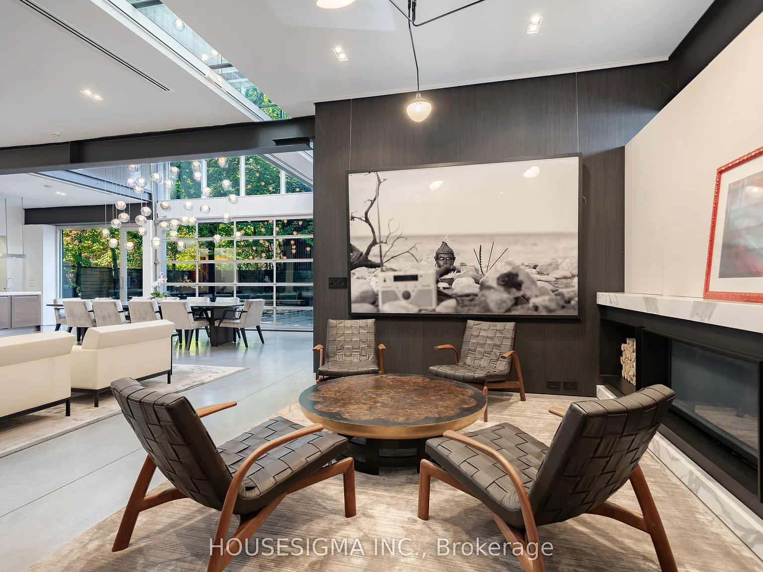 3 bed, $20,000 — Photo 2