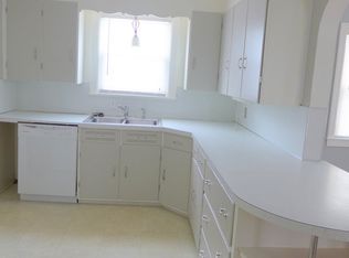 1704 S Genesee Dr, Lansing, MI 48915