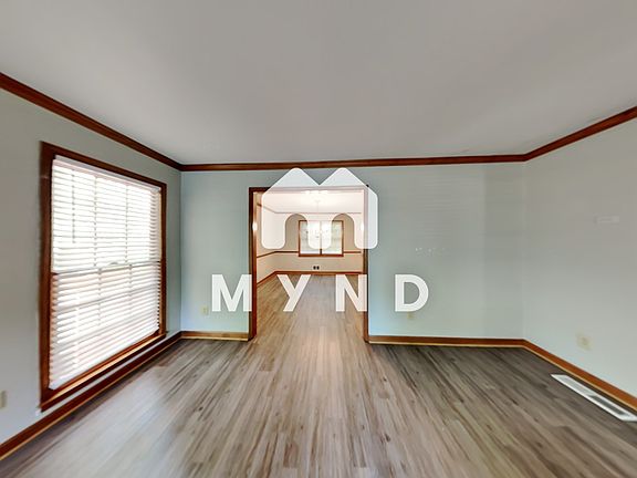 5th image of 230 Creekview Trl
