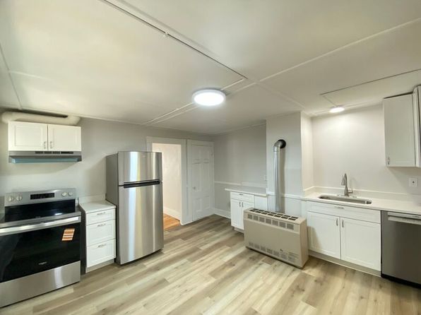187 Front St #2R