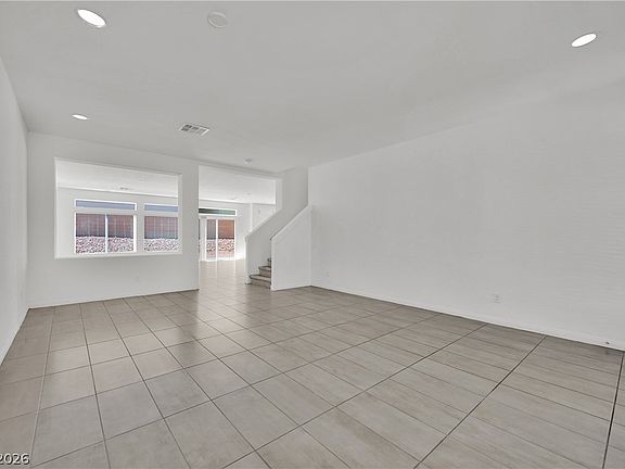 5th image of 9747 Hawk Crest St