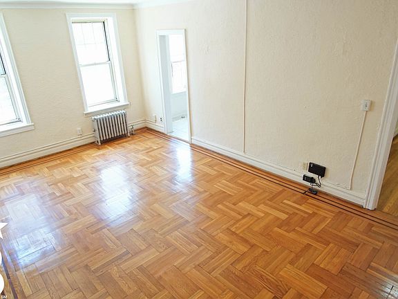 3rd image of 2345 Ocean Ave #1N