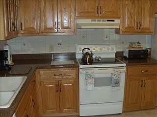 5th image of 402 Staghorn Ct