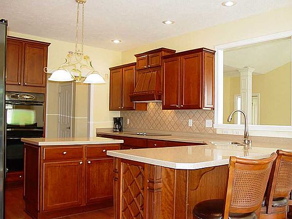 3rd image of 13266 Sedgwick Ln