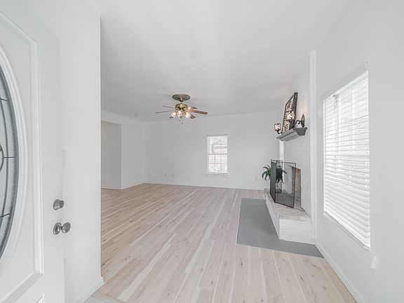 3rd image of 3620 Avenue J