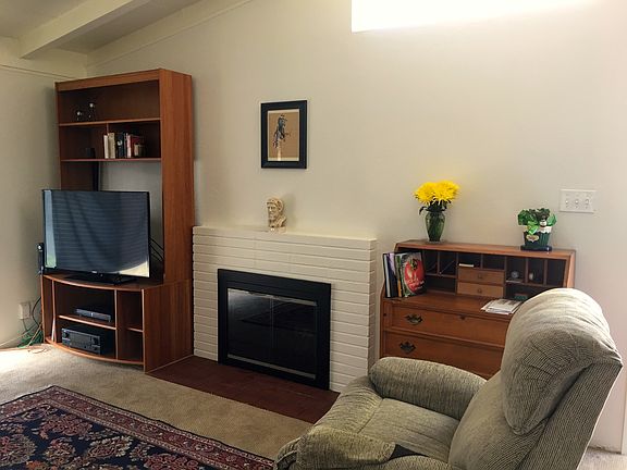 4th image of 1232 Parkington Ave