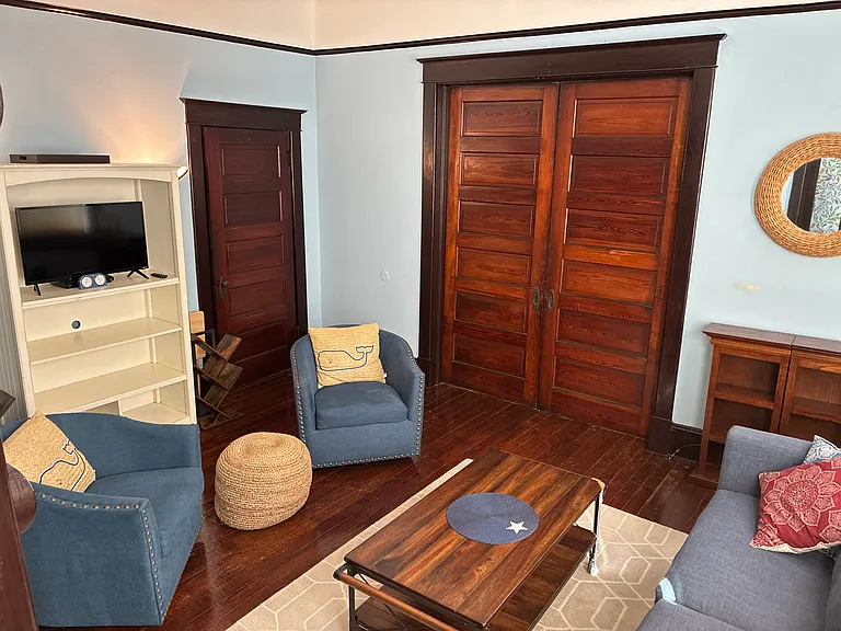 813 E Park Ave #B — Photo 14