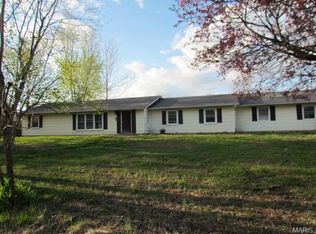 2467 Highway C, Bourbon, MO 65441