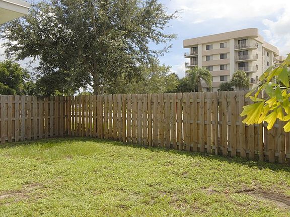 4th image of 9042 NW 23rd St