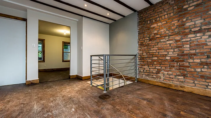 Rented by Nooklyn NYC LLC | media 10
