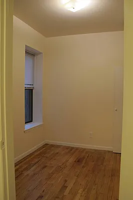 Rented by Keller Williams NYC | media 22