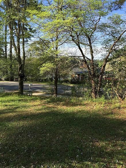 1st image of 126 N Lakeshore Dr