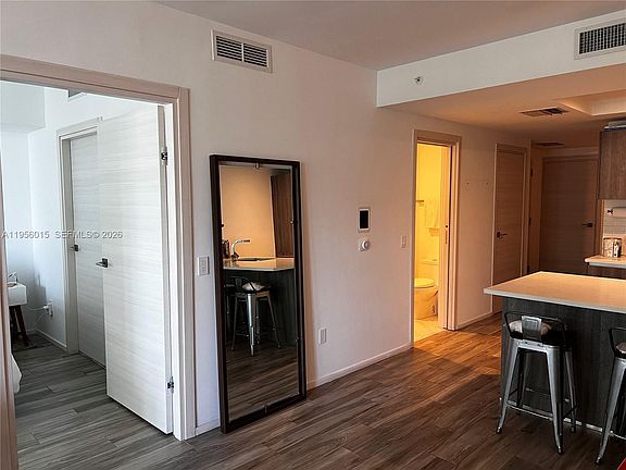 4th image of 801 S Miami Ave Unit 2807