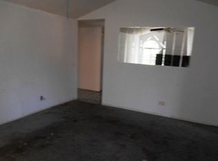3030 N Selland Ave, Fresno, CA