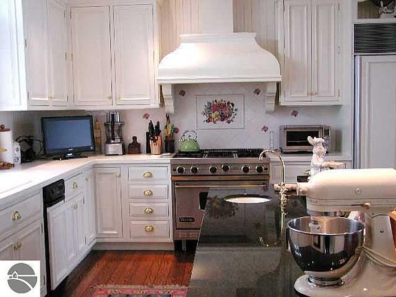 5th image of 1239 NW Torch Lake Dr