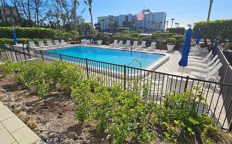 3235 Gulf Of Mexico Dr #A302 — Photo 18