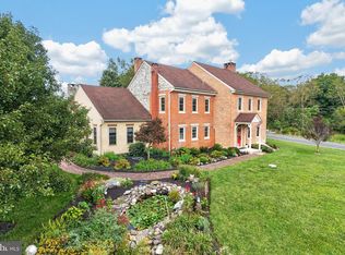 7 Davis Bridge Rd, Bernville, PA 19506