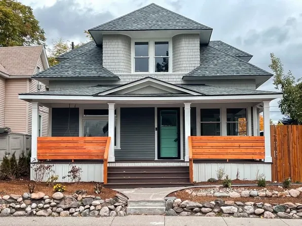 2106 W Broadway Ave, Spokane, WA 99201