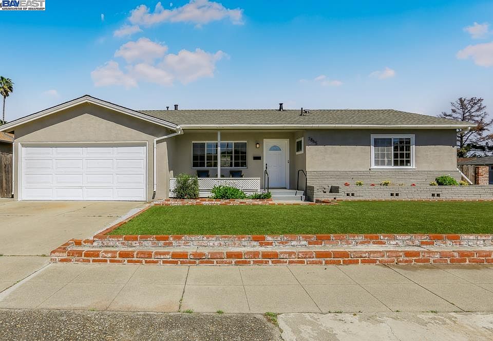 1st image of 7865 Tamarack Dr