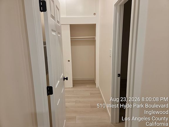2nd image of 510 W Hyde Park Blvd APT 11