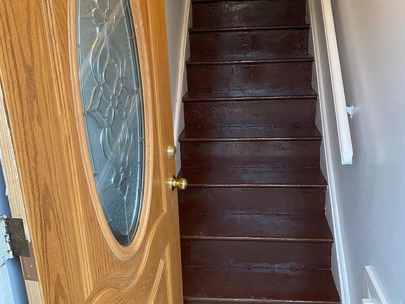 2nd image of 15127 80th St Floor 2