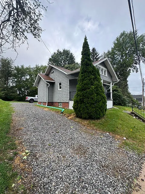 2 bed, 750 sqft, $1,000 — Photo 2