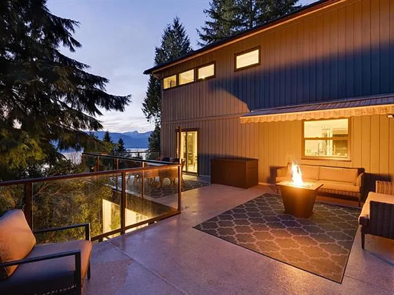 445 Mountain Dr — Photo 31