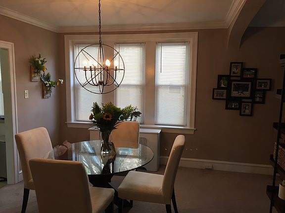 1st Fl Dining Rm