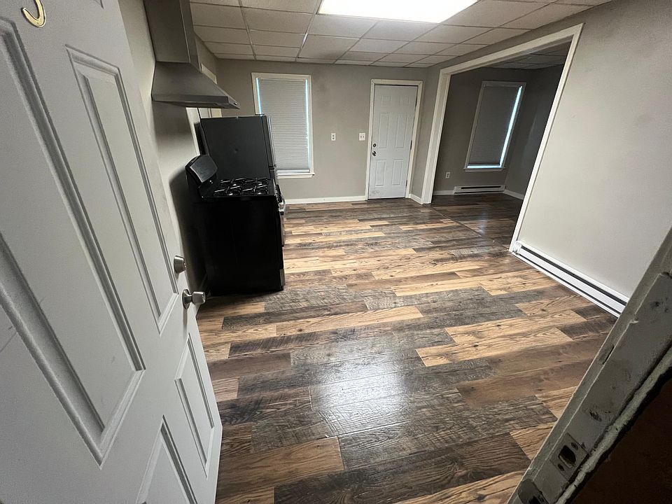 1st image of 148 Millbury St APT 3