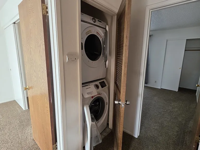 1113 W Cypress Ave — Photo 10