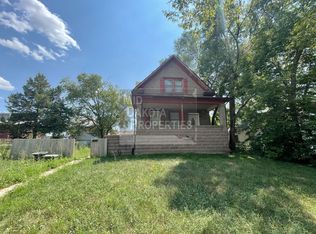 415 W 2nd Ave, Mitchell, SD 57301