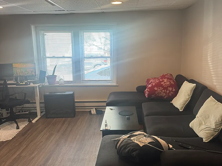 134 Pearl St #2 — Photo 5