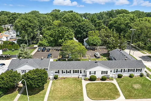 27 Gladwin Ave #27 Photo 1