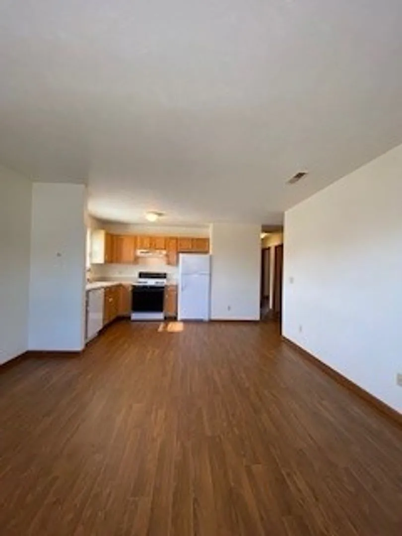 Building Photo - 209 Stonewall Ct