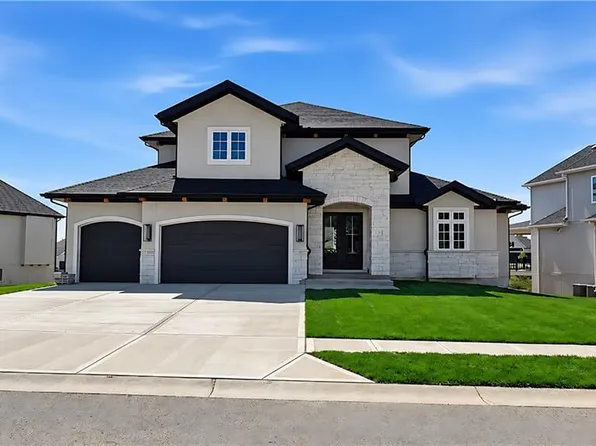 16928 Futura St, Overland Park, KS 66085