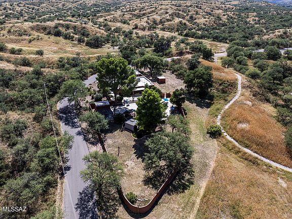 4th image of 1672 W Camino Campestre Dr