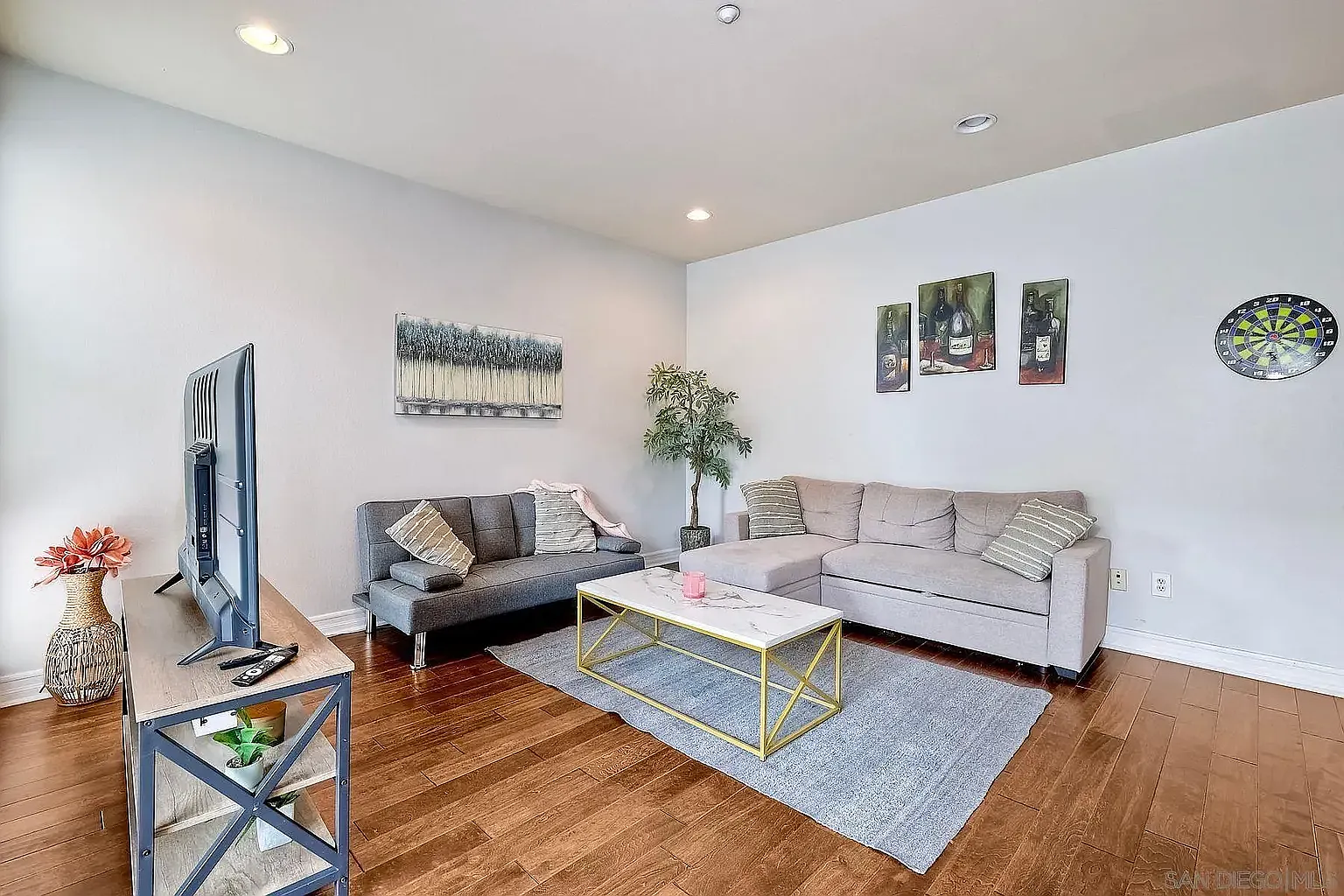 Fully Furnished Corner Condo in the Heart of East Village — Photo 3